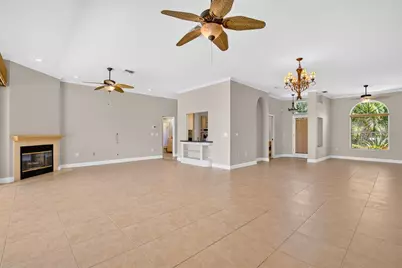 5410 61st St E, Bradenton, FL 34203 - Photo 15