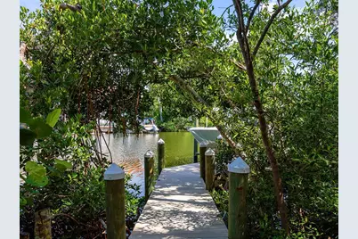 1621 Bay Point Court, Sarasota, FL 34236 - Photo 7