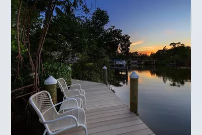 1621 Bay Point Court, Sarasota, FL 34236 - Photo 9