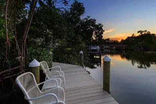 1621 Bay Point Ct, Sarasota, FL 34236 - Photo 9
