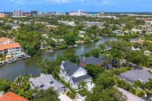 1621 Bay Point Ct, Sarasota, FL 34236 - Photo 3