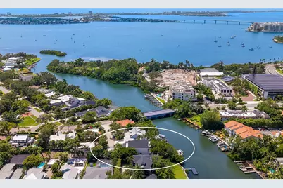 1621 Bay Point Court, Sarasota, FL 34236 - Photo 11
