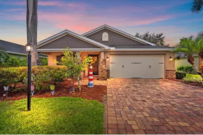 7219 34th Street E, Sarasota, FL 34243 - Photo 1