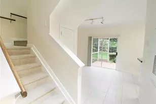 7728 Plantation Cir, Bradenton, FL 34201 - Photo 9