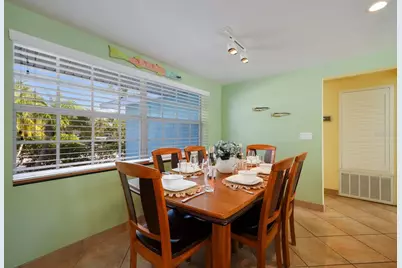 125 Crescent Drive, Anna Maria, FL 34216 - Photo 11