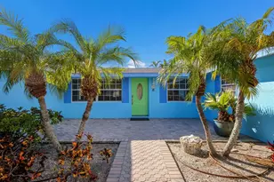 125 Crescent Dr, Anna Maria, FL 34216 - Photo 1