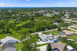 648 Duke Rd, Venice, FL 34293 - Photo 7