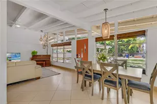2003 Tetlow Pl, Sarasota, FL 34239 - Photo 3