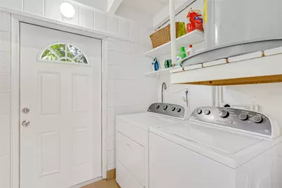 2003 Tetlow Place, Sarasota, FL 34239 - Photo 17