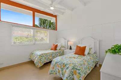 2003 Tetlow Place, Sarasota, FL 34239 - Photo 15