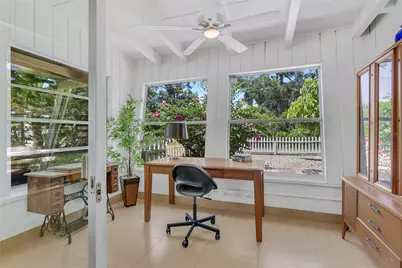 2003 Tetlow Place, Sarasota, FL 34239 - Photo 11