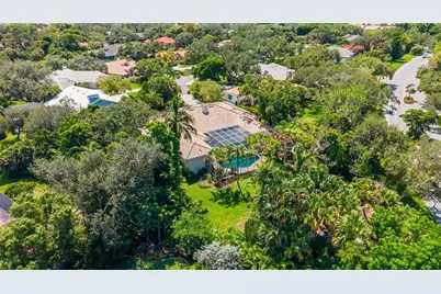5166 Kestral Park Terrace, Sarasota, FL 34231 - Photo 81