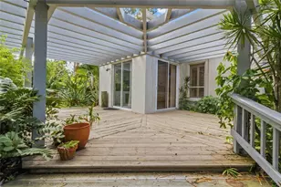 5166 Kestral Park Terrace, Sarasota, FL 34231 - Photo 59