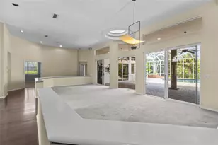 5166 Kestral Park Terrace, Sarasota, FL 34231 - Photo 9