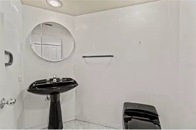 5166 Kestral Park Terrace, Sarasota, FL 34231 - Photo 43