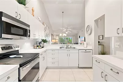 8735 Olde Hickory Avenue #8304, Sarasota, FL 34238 - Photo 13