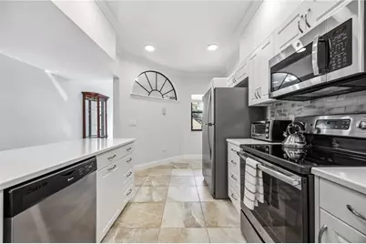 5726 Ashton Lake Drive #11, Sarasota, FL 34231 - Photo 13