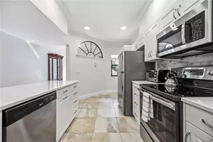 5726 Ashton Lake Dr, Sarasota, FL 34231 - Photo 13