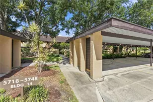 5726 Ashton Lake Dr, Sarasota, FL 34231 - Photo 5