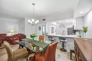 5726 Ashton Lake Dr, Sarasota, FL 34231 - Photo 15