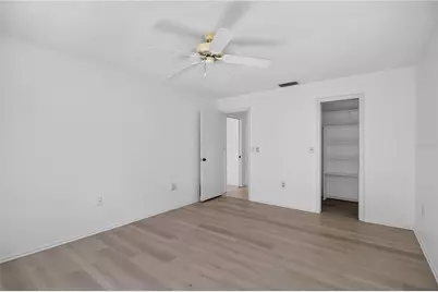 4825 Huntleigh Drive, Sarasota, FL 34233 - Photo 21