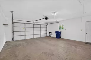 4825 Huntleigh Dr, Sarasota, FL 34233 - Photo 27