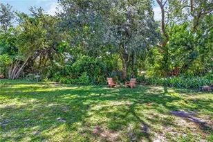 4825 Huntleigh Dr, Sarasota, FL 34233 - Photo 31