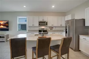 17579 Crescent Moon Loop, Bradenton, FL 34211 - Photo 9