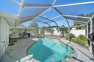 1211 Angela Maria Rd, Sarasota, FL 34243 - Photo 29