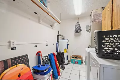 1211 Angela Maria Road, Sarasota, FL 34243 - Photo 25