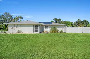 1211 Angela Maria Rd, Sarasota, FL 34243 - Photo 1