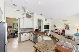 8003 Spring Marsh Dr, Bradenton, FL 34201 - Photo 5