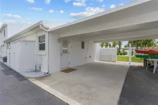 5858 Midnight Pass Rd, Sarasota, FL 34242 - Photo 15