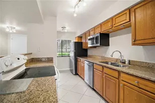 4620 Longwater, Sarasota, FL 34235 - Photo 17