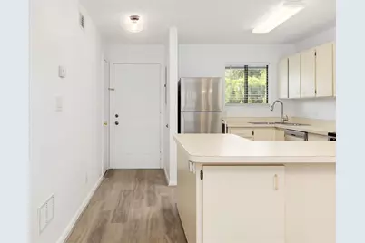 6033 34th Street W #26, Bradenton, FL 34210 - Photo 5