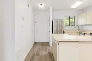 6033 34th Street W, Bradenton, FL 34210 - Photo 5