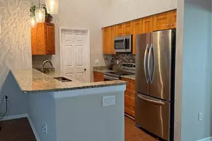 4007 78th Pl E, Sarasota, FL 34243 - Photo 9