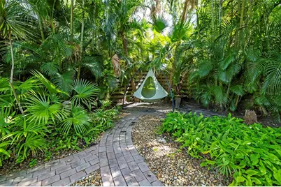 6343 Hollywood Boulevard, Sarasota, FL 34231 - Photo 37