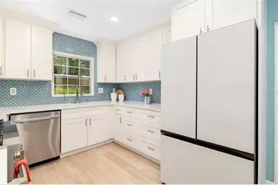 6343 Hollywood Boulevard, Sarasota, FL 34231 - Photo 15