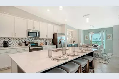 12550 Galapagos Court #206, Venice, FL 34293 - Photo 13