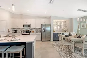 12550 Galapagos Ct, Venice, FL 34293 - Photo 17