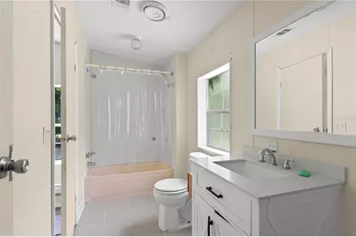 24027 NW 183rd Avenue, High Springs, FL 32643 - Photo 3