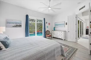 5735 Ferrara Dr, Sarasota, FL 34238 - Photo 21