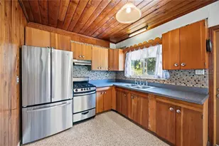 114 Lakeview Dr, Nokomis, FL 34275 - Photo 13