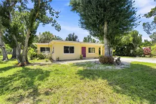 114 Lakeview Dr, Nokomis, FL 34275 - Photo 3
