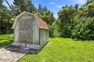 114 Lakeview Dr, Nokomis, FL 34275 - Photo 37