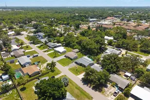 2702 Grand Cayman St, Sarasota, FL 34231 - Photo 17