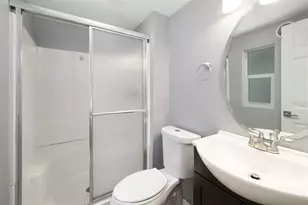 2702 Grand Cayman St, Sarasota, FL 34231 - Photo 23