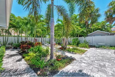 1858 Boyce #A, Sarasota, FL 34239 - Photo 29