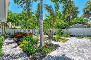 1858 Boyce, Sarasota, FL 34239 - Photo 29